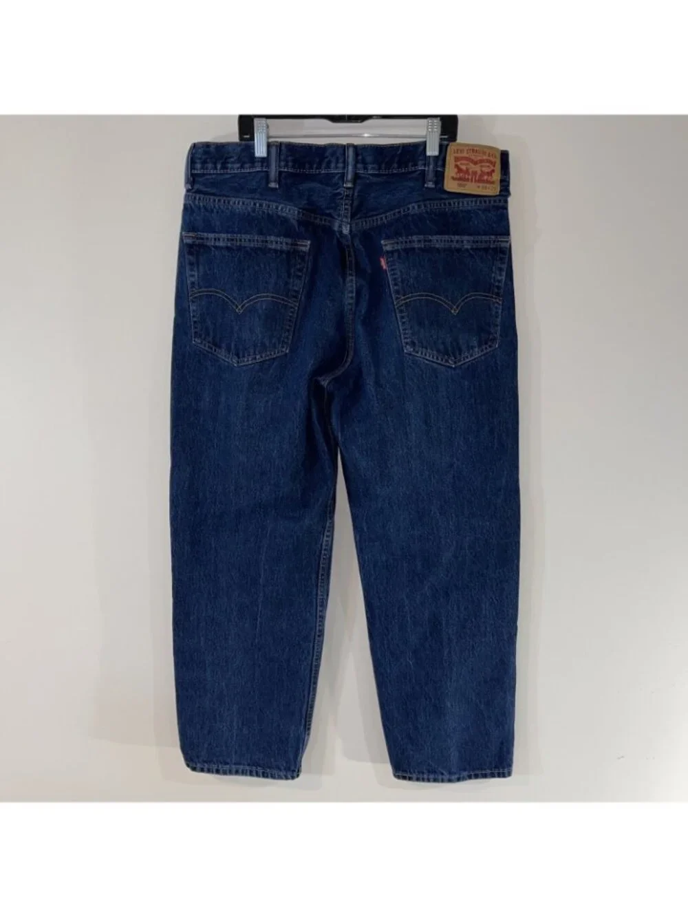 Levi's 550 Mens Size 38X29 Relaxed Fit Straight Leg Blue Medium Wash Jeans